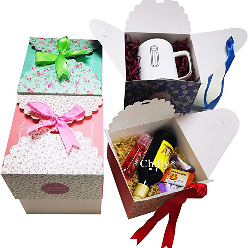 Scatole regalo, set di 4 scatole decorative, torta, biscotti, chicche, caramelle e bombe da bagno fatti a mano Soplioni regalo per Natale, compleanni, festività, matrimoni (motivi di fiori)