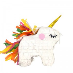 Paper unicorno pinata