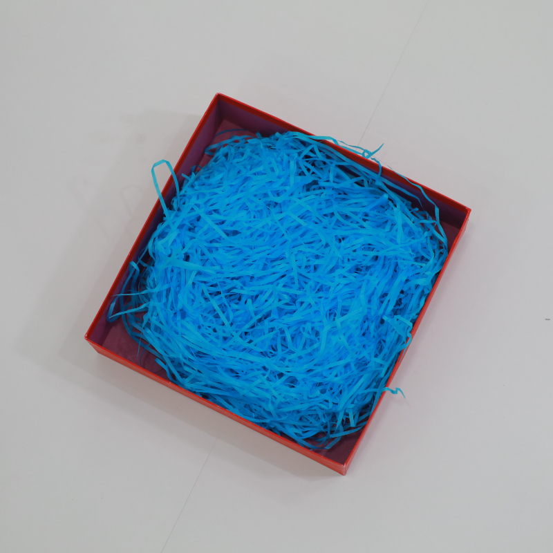 Scatola decorativa decorativa di alta qualità all'ingrosso rafia shredded box ripieno carta grattugiata increspata per scatola regalo fille kraft imballaggio cartacera brandelli
