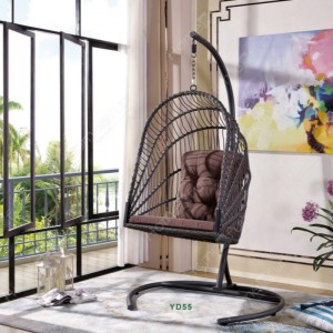 In moderno stile interno altalene appese la sedia dell\'uovo altalene all\'aperto patio intrecciato dell\'altalena del rattan del giardino