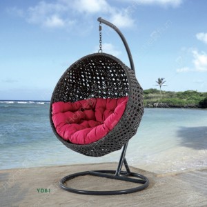 In moderno stile interno altalene appese la sedia dell\'uovo altalene all\'aperto patio intrecciato dell\'altalena del rattan del giardino