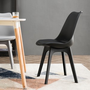 Sedie impilabili di stile nordico PP per banchetto Hot Sale Cafe Chairs