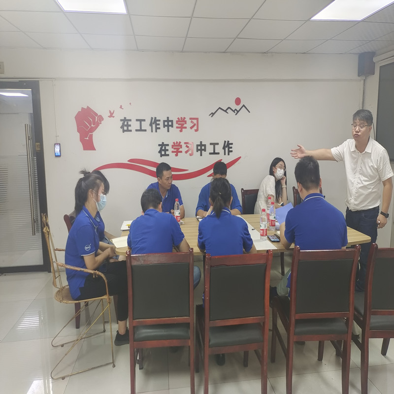 Le esportazioni manageriali arrivano alla nostra azienda per orientamento e formazione