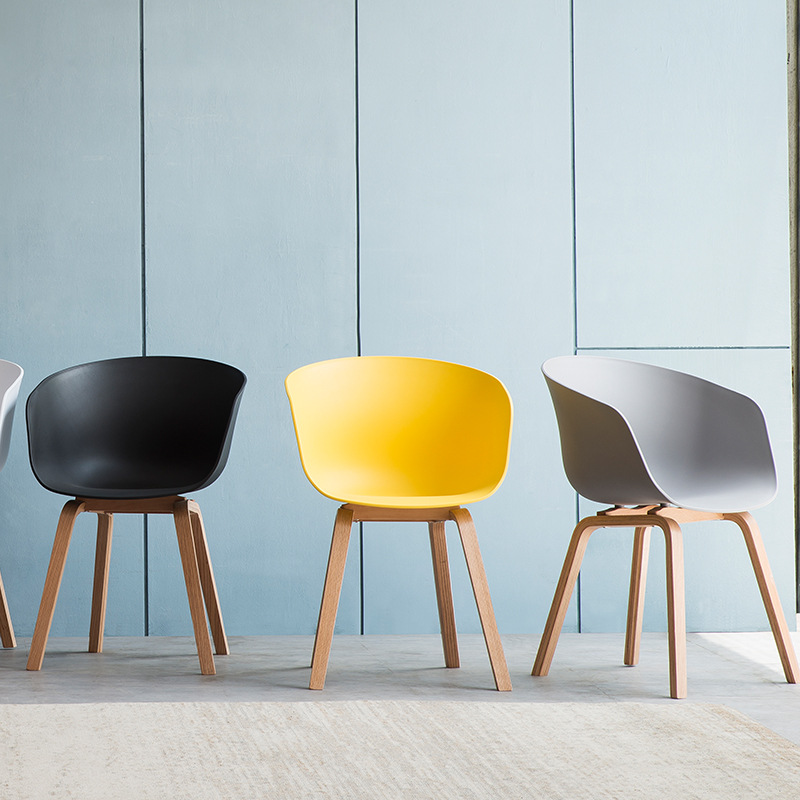 Sedia da ristorante design moderno sedia da pranzo in plastica e metallo sedie di plastica per bambini all'ingrosso