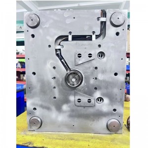 Stampo per iniezione-2