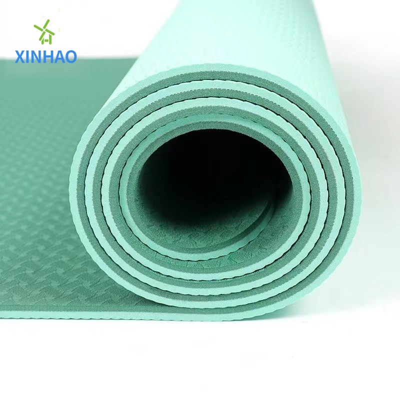 Protezione ambientale a doppio strato a doppio colore personalizzabile (4/6/8mm) tappetino da yoga TPE all'ingrosso, adatto a yoga, fitness, pilates