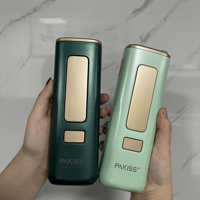 Pakiss Baitishi La macchina per la depilazione dei capellinel mondone vale davvero la pena !!