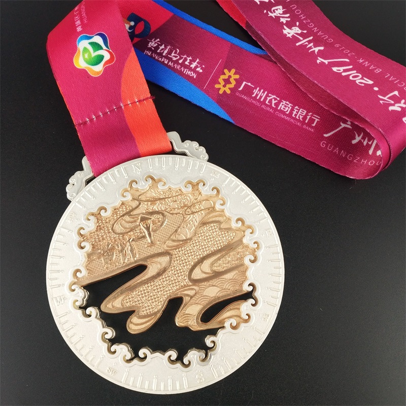 Medaglia di smalto personalizzato Plate Plotte invernali PVD 2022 medaglie