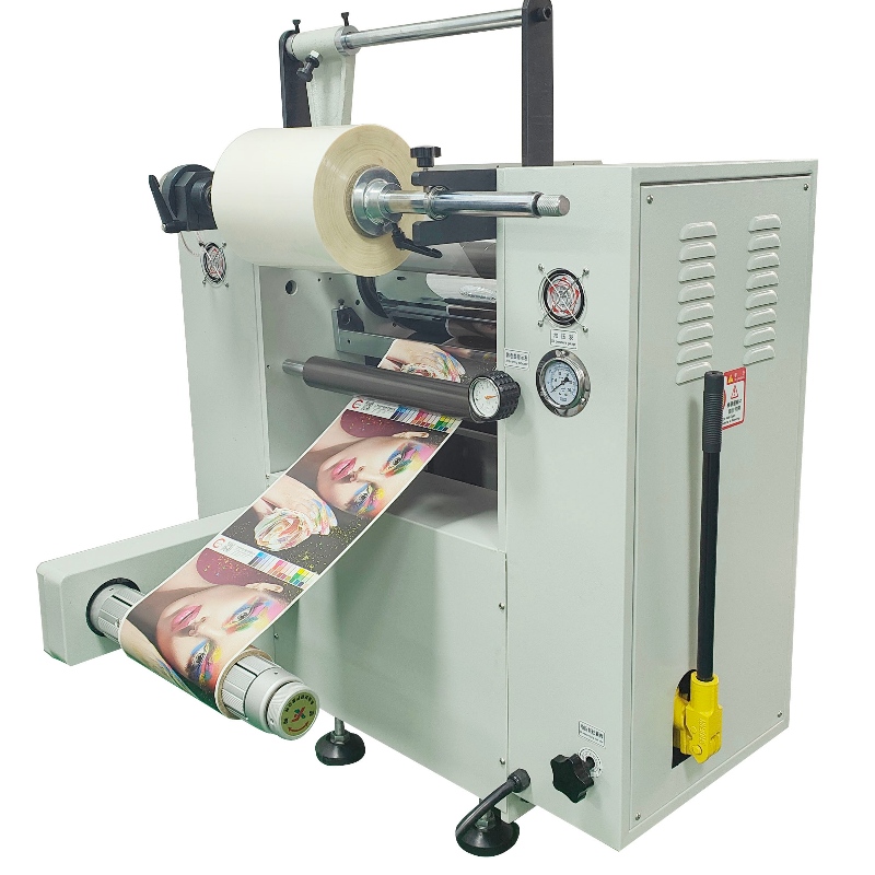 XHM350A-J Roll to Roll Label Laminate Machine (Correzione)