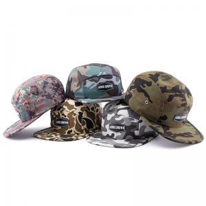 Cappelli a snapback a bordo piatto comodi di alta qualità personalizzati per bambini a 5 pannelli con patch in pelle