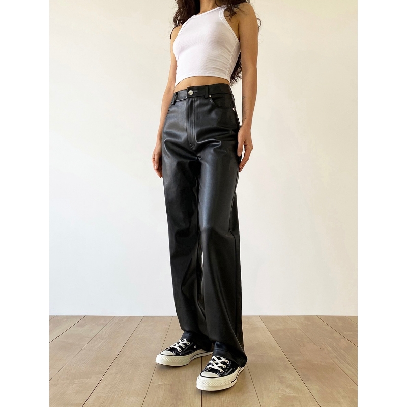 Pantaloni in pelle slim codi di pantaloni a gamba a gamba con pantaloni larghi pantaloni larghi pantaloni a gamba con vasche per pantaloni a gamba a gamba con sacca per tutta la vita.