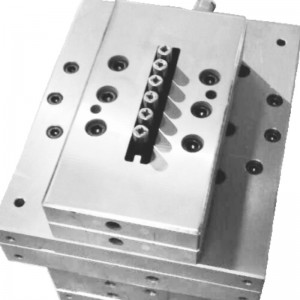 stampo di estrusione di plastica con legno PP