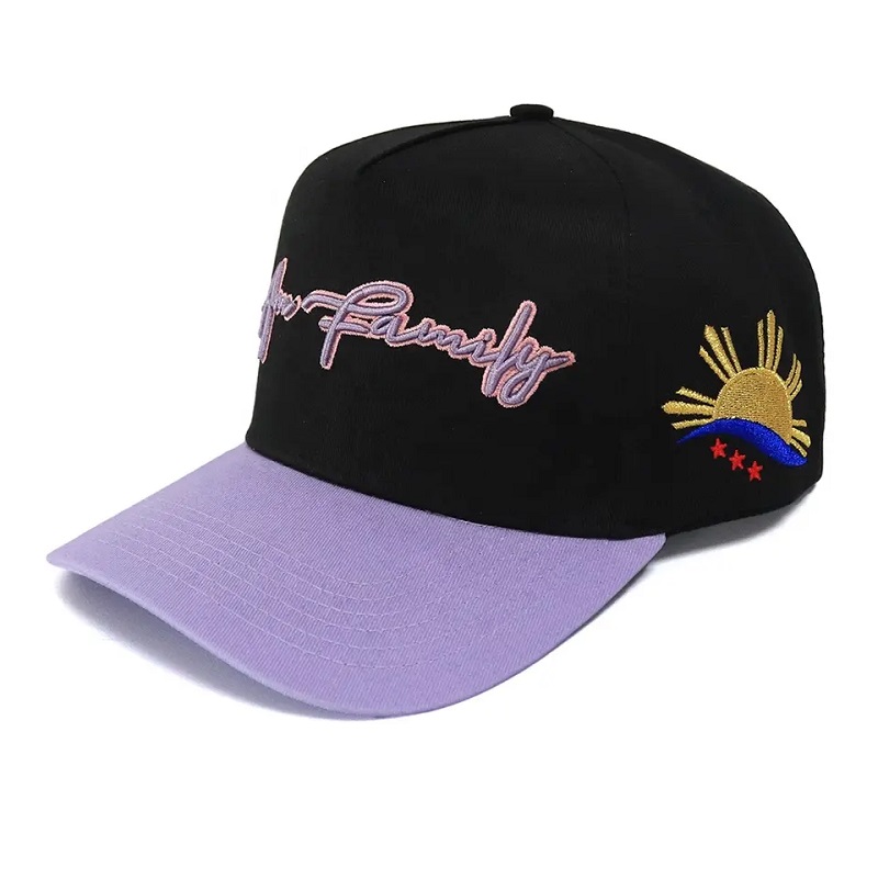 Nuovo colore di contrasto di arrivo Colorenero e viola Custom Color a 5 pannelli da ricamo da baseball Cappelli sportivi per adulti