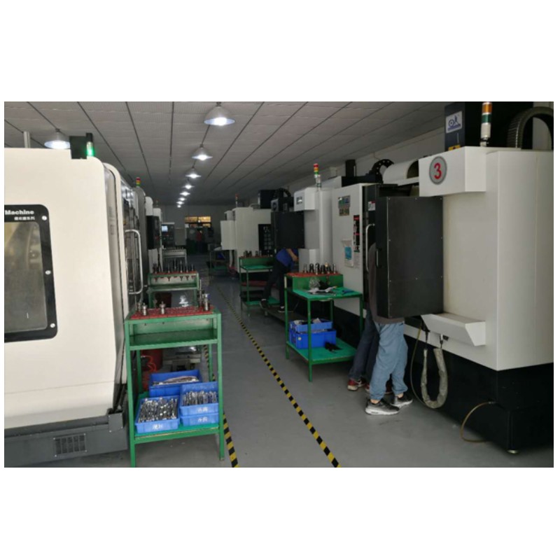 Gli accessori di elaborazione hardware sono utilizzati più in cui i macchinari?