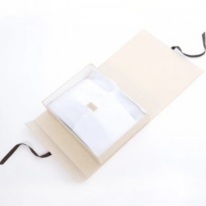 Scatola regalo personalizzata del libro