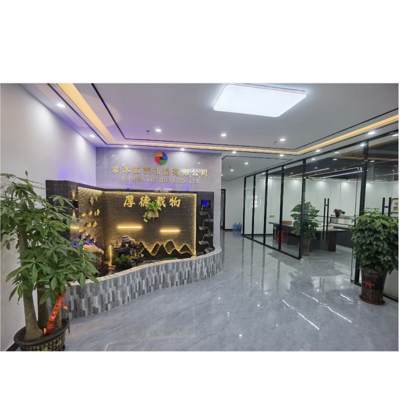 Che tipo di azienda è Global Art Gifts Company Limited