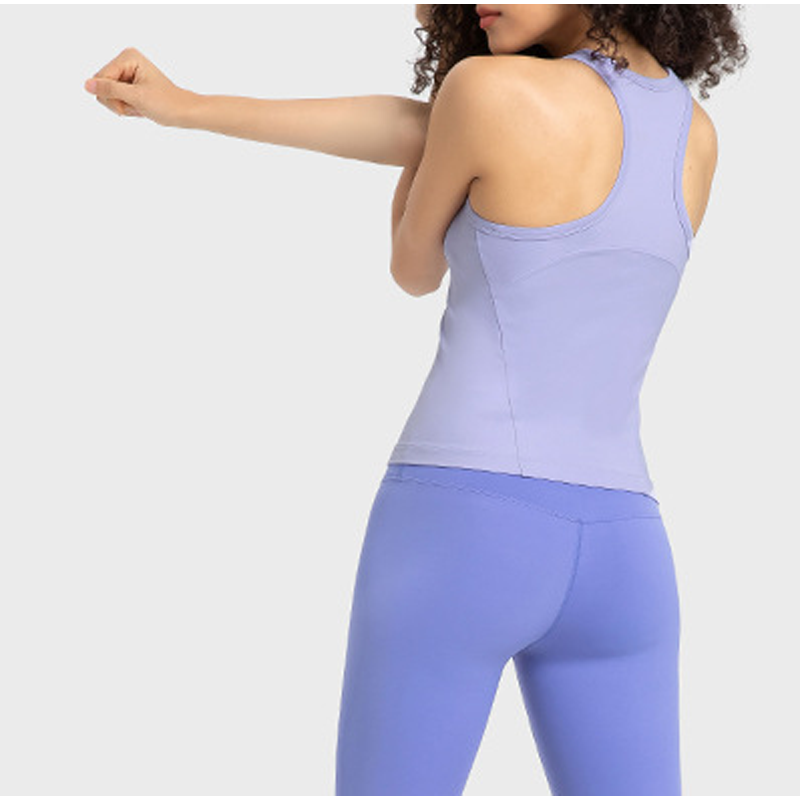 O giubbotto yoga stretto a forma di collo