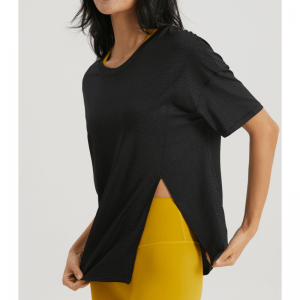 T-shirt di yoga a colore solido a collo diviso