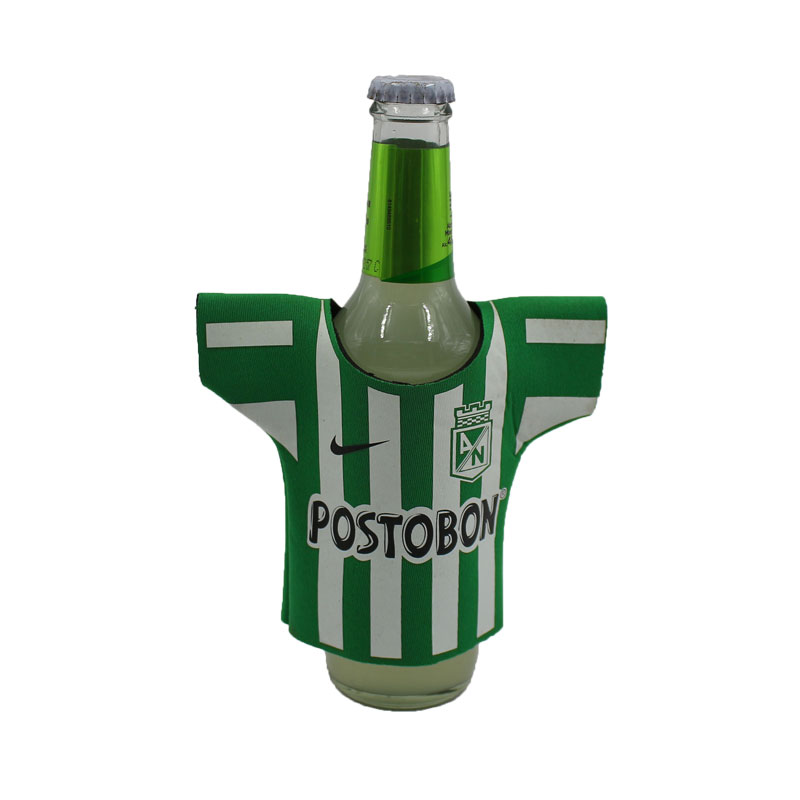 Maglietta colorata di moda Design inneoprene Design di sublimazione bottiglia di birra vino isolata isolata per i refrigeratori.