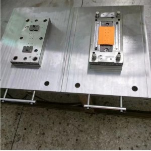 Stampo hardware Continuo. Punch singolo, composito, disegno, stampo di rame, design e produzione