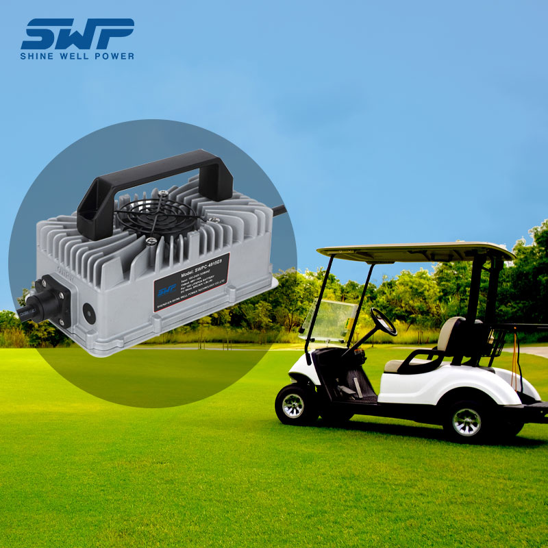 Caricatore intelligente con certificazione FCC e gamma di tensione di ingresso della batteria a carrello da golf 100-240 V Batteria al litio RV