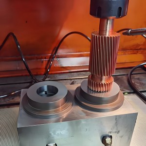 Core di stampo per lavorazione a scarico c-asse