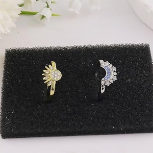 Anello regolabile del sole e della luna celeste - 18k oro & In lega di rame placcata in platino aperto-Anello a fascia con bianco & Zirconia cubica blu per amanti dell\'astrologia e elegante usura della moda