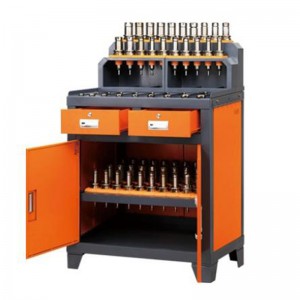 Gabinetto per attrezzi sportivi sporgenti