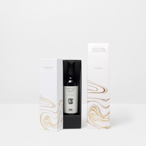 Scatola regalo minimalista dorata