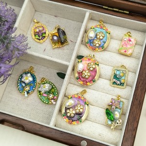 Ciondolo di pittura ad olio vintage