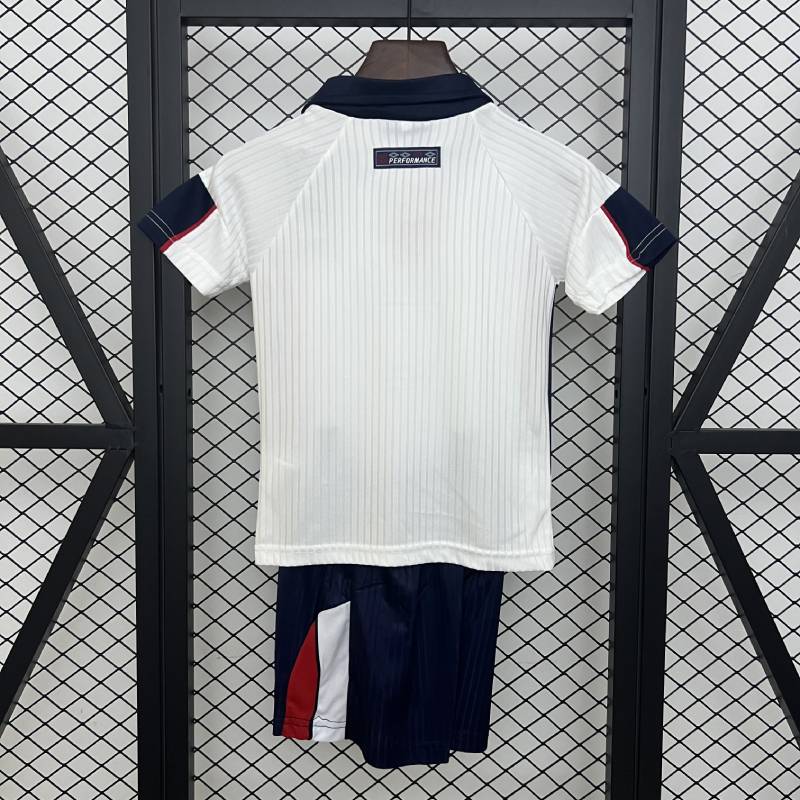 Kids England 1998 Dimensioni domestiche: 16-28