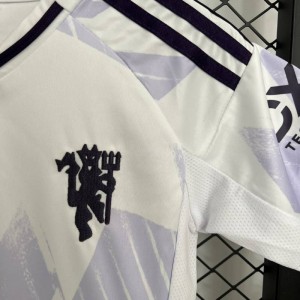 25/26 bambini m-Dimensioni in trasferta: 16-28