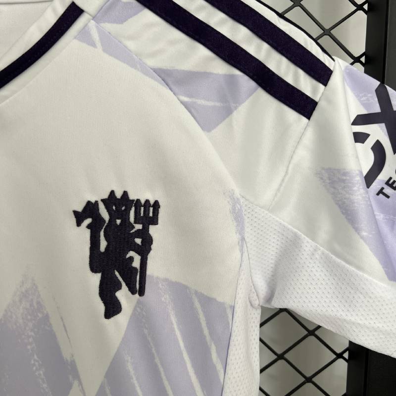 25/26 bambini m-Dimensioni in trasferta: 16-28