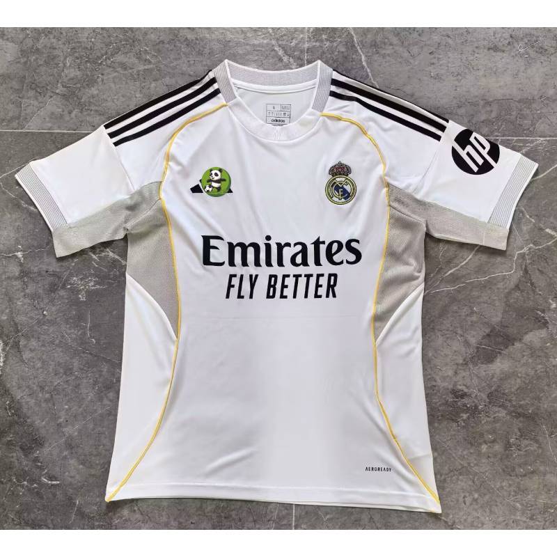 25/26 maglia da casa della stagione del Real Madrid